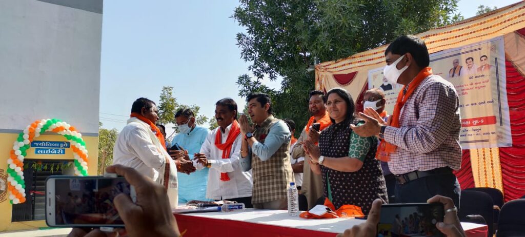 Video : કલોલ આવેલ સુપરસ્ટાર હિતુ કનોડિયાએ લતા મંગેશકર વિશે શું કહ્યું ?
