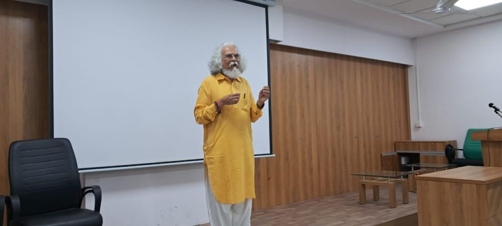 પત્રકારત્વ વિભાગમાં ‘રેડિયો ફોર પિસ એન્ડ સસ્ટેનેબીલીટી’ કાર્યક્રમ યોજાયો