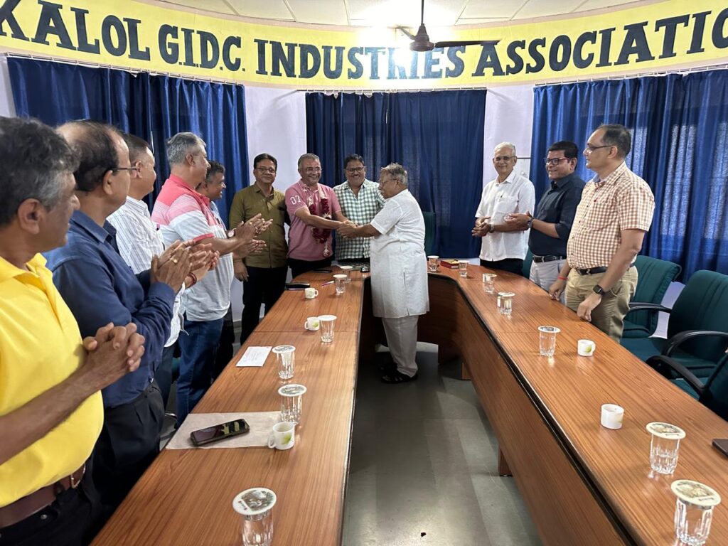 કલોલ જીઆઇડીસીનાં પ્રમુખ પદે મનુભાઈ ચૌધરીની બિનહરીફ વરણી કરાઈ