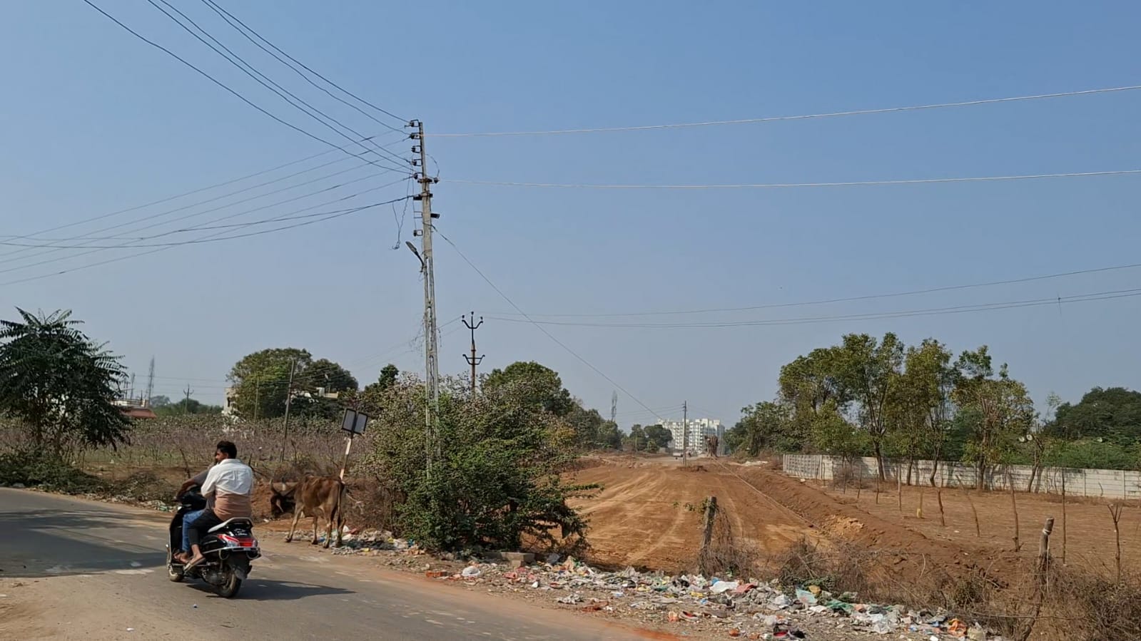 કલોલમાં ઔડાની અણઘડ નીતિ: 24 મીટરનો રોડ મોરારજી નગર પાસે અટકાવી દીધો